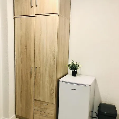 Pri Jazere, Omad Banská Štiavnica