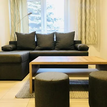 Pri Jazere, Omad Banská Štiavnica