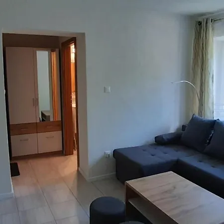 Penzion Pri Jazere Guest house